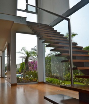 Проведение измерений при проектировании межэтажных лестниц
